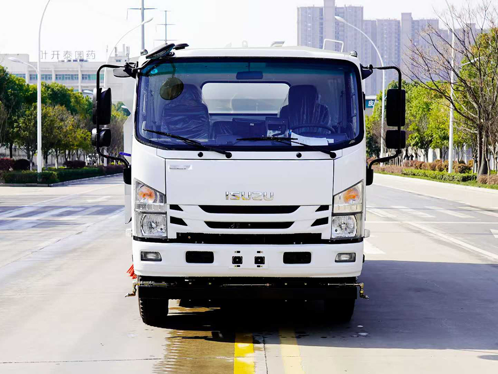 五十鈴掃路車